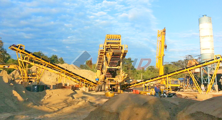120tph river stone mobile crushing line in Laos